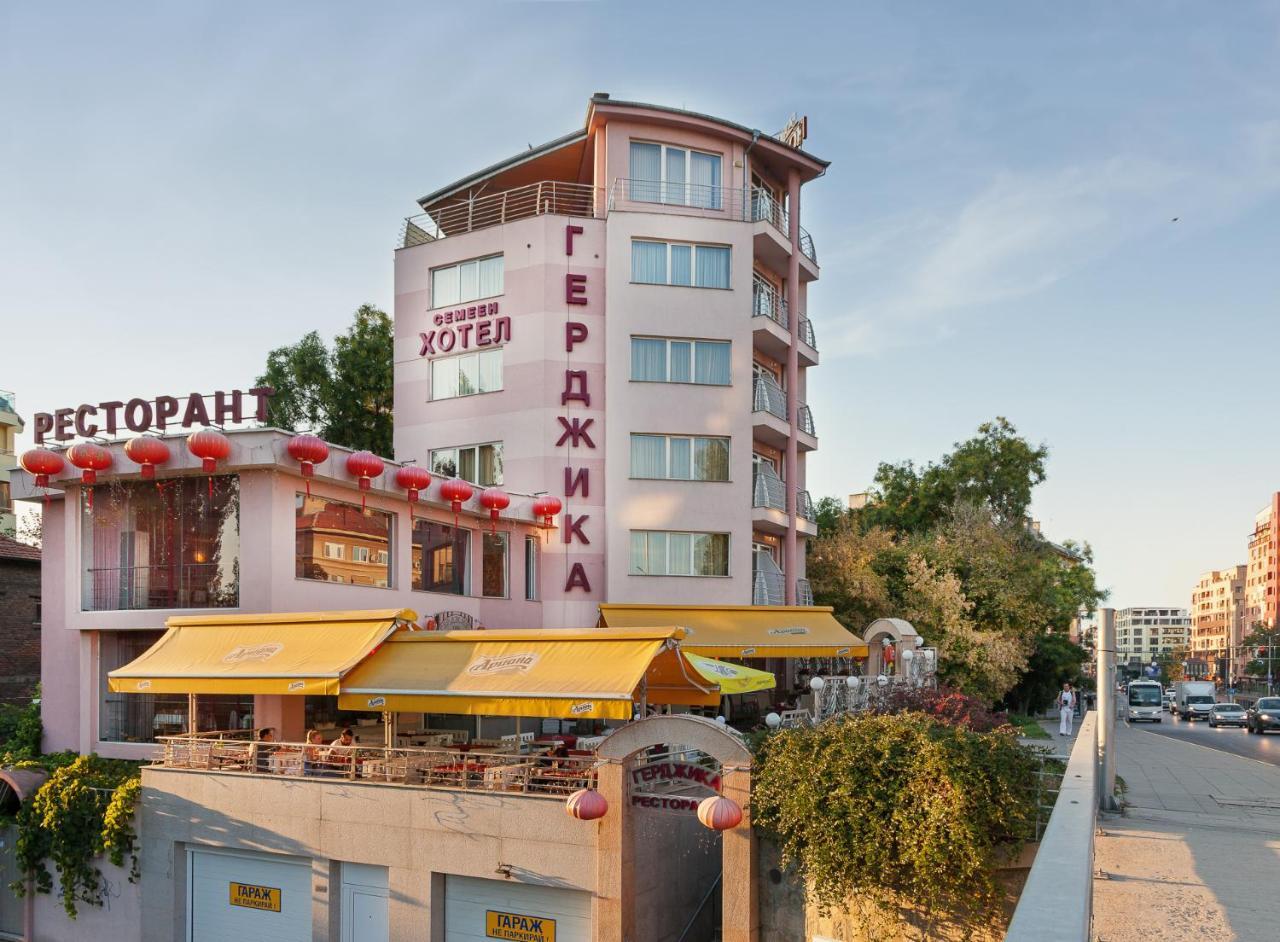 Family Hotel Gerdjika Plovdiv Extérieur photo